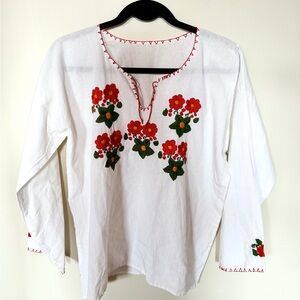 White floral linen embroidered top size L